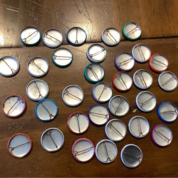 Colorful Pinback Button Set - Picture 7 of 9